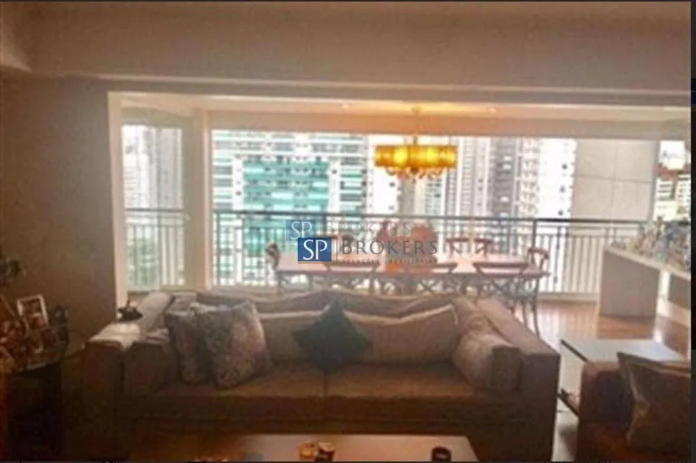 Apartamento, 3 quartos, 258 m² - Foto 2