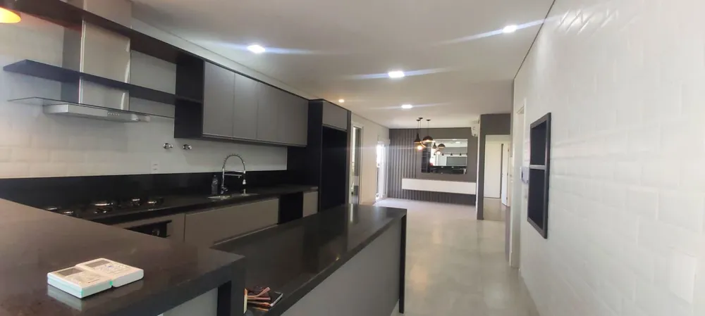Apartamento, 3 quartos, 190 m² - Foto 2