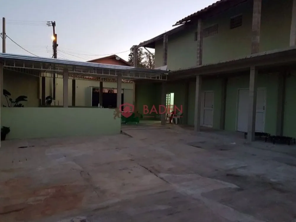 Casa, 5 quartos, 266 m² - Foto 2