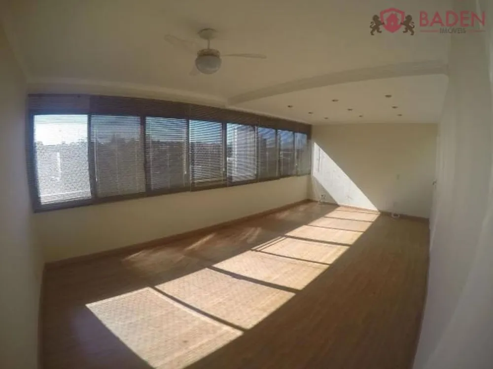 Apartamento, 3 quartos, 110 m² - Foto 2