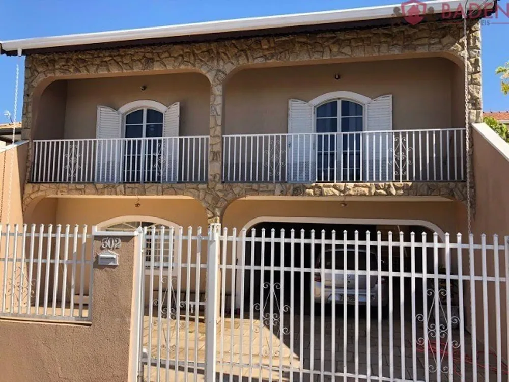 Casa, 3 quartos, 220 m² - Foto 1