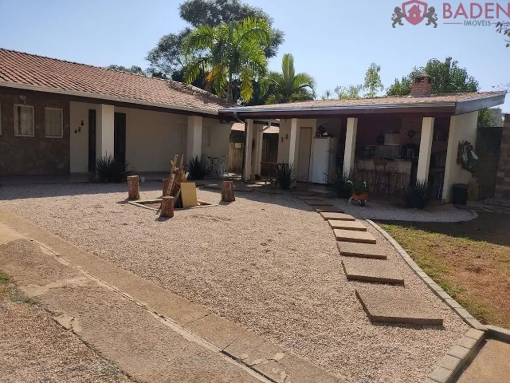 Chácara, 4 quartos, 1230 m² - Foto 1