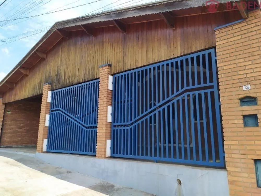 Casa, 3 quartos, 200 m² - Foto 1