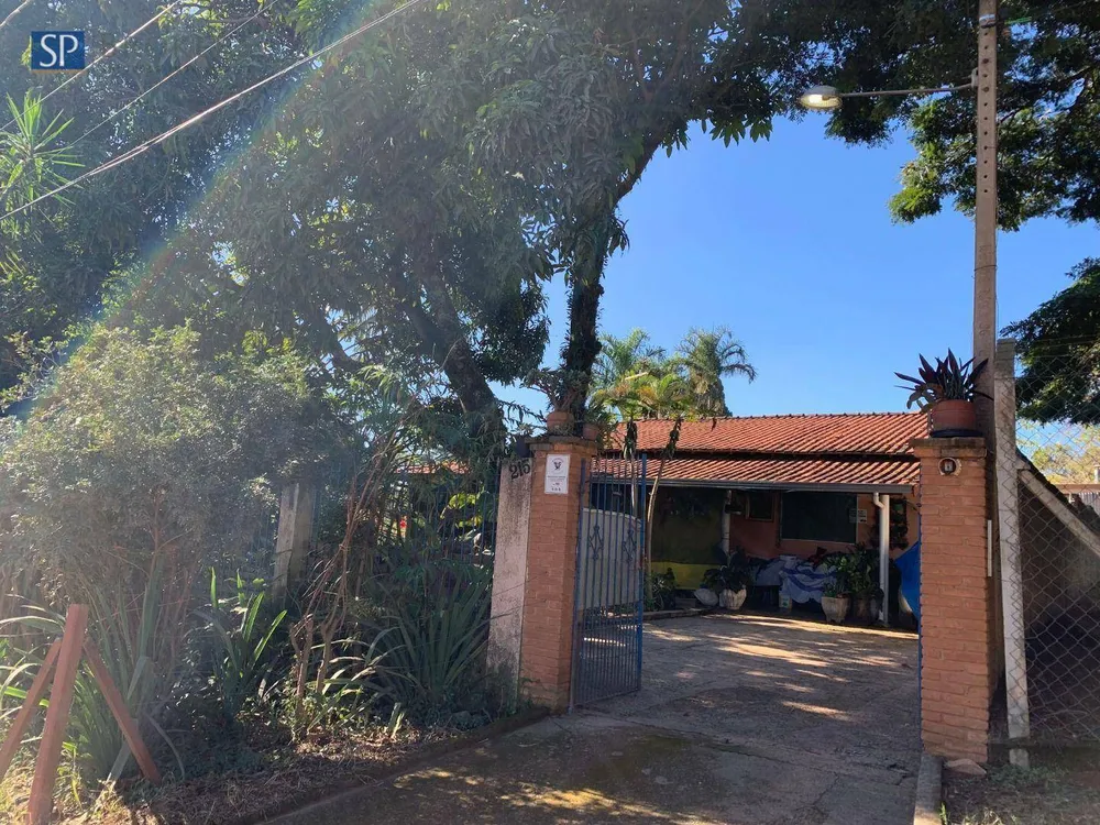 Chácara, 2 quartos, 1232 m² - Foto 2