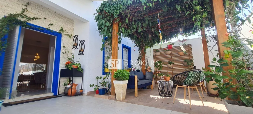 Casa, 3 quartos, 218 m² - Foto 2