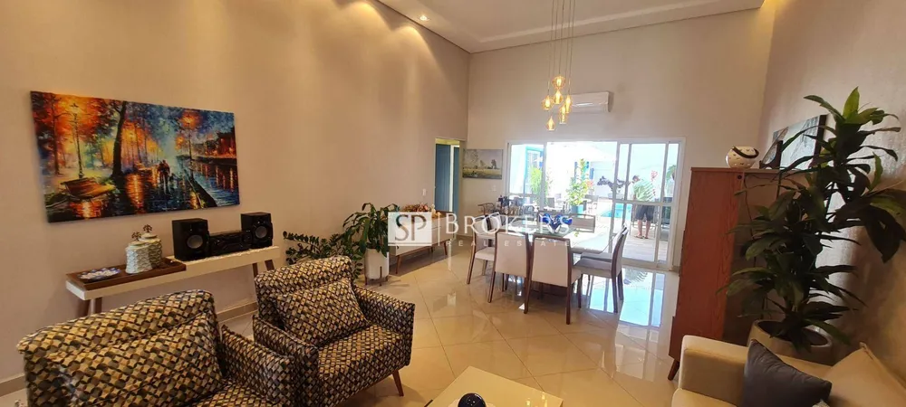 Casa, 3 quartos, 218 m² - Foto 3
