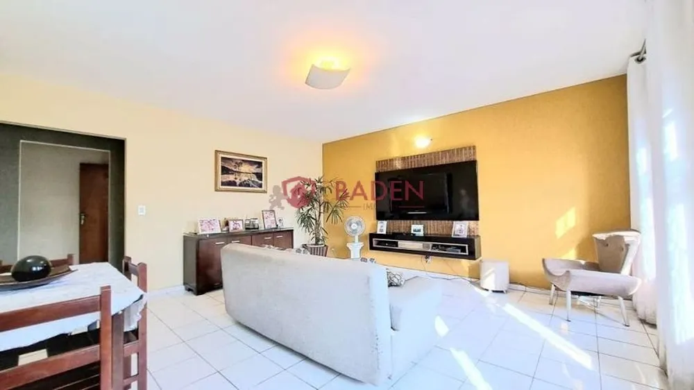 Casa, 4 quartos, 196 m² - Foto 2