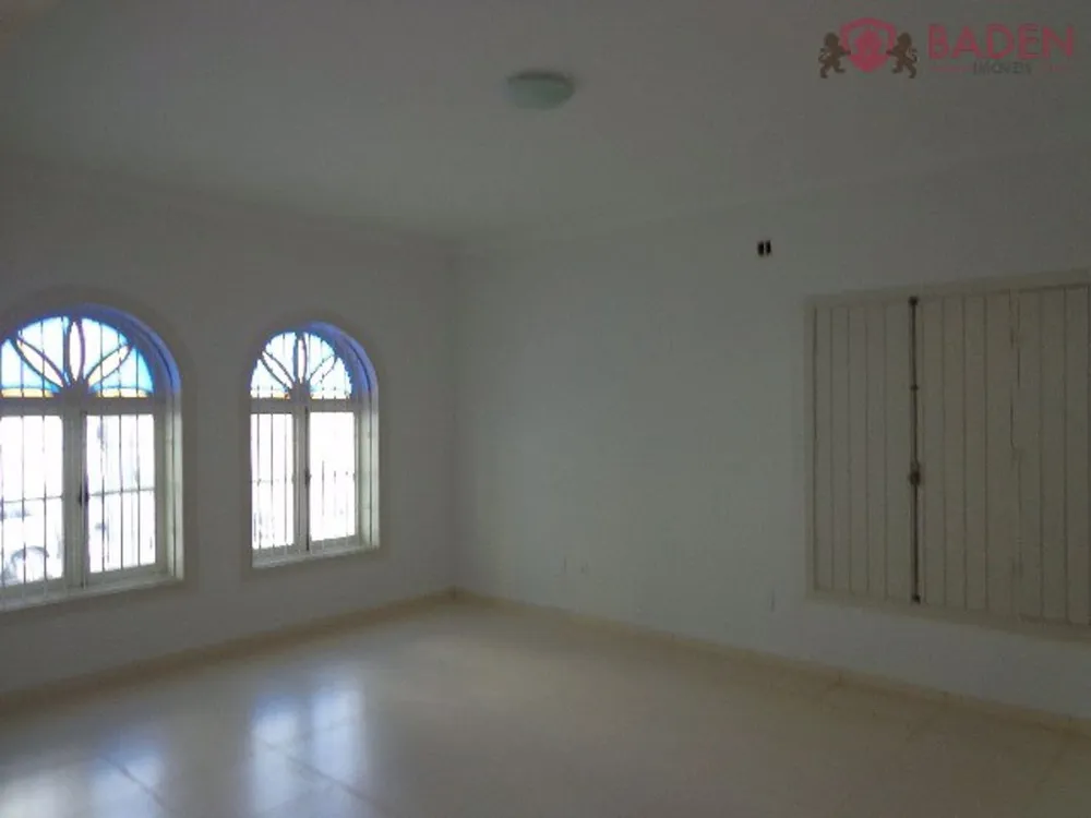 Casa, 6 quartos, 370 m² - Foto 4