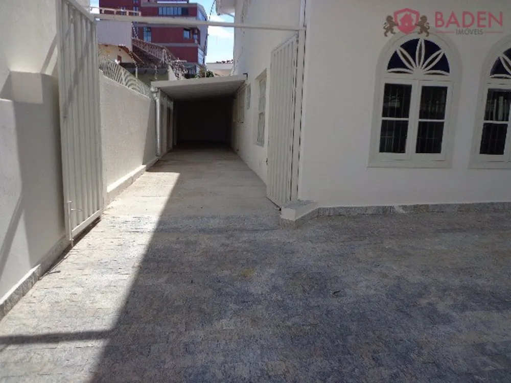Casa, 6 quartos, 370 m² - Foto 3