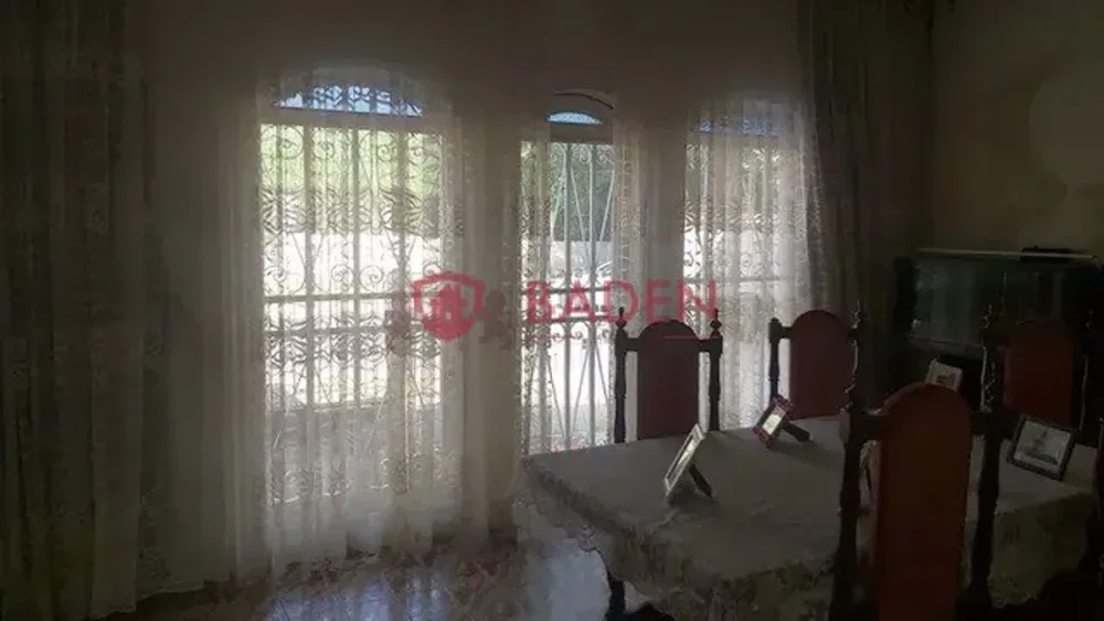 Casa, 4 quartos, 250 m² - Foto 4