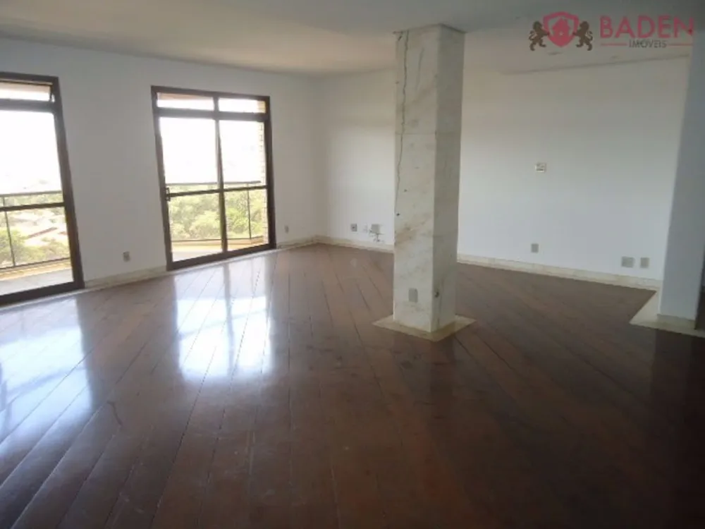 Apartamento, 3 quartos, 208 m² - Foto 3