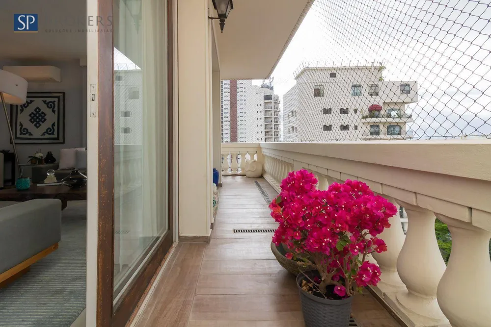 Apartamento, 4 quartos, 258 m² - Foto 1