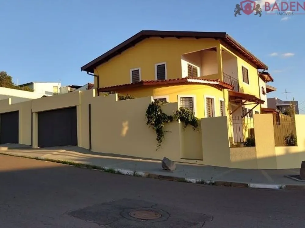 Casa, 4 quartos, 279 m² - Foto 1