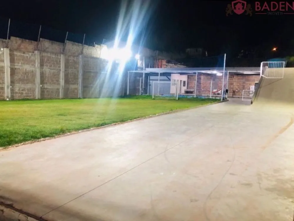 Chácara, 3 quartos, 1000 m² - Foto 1