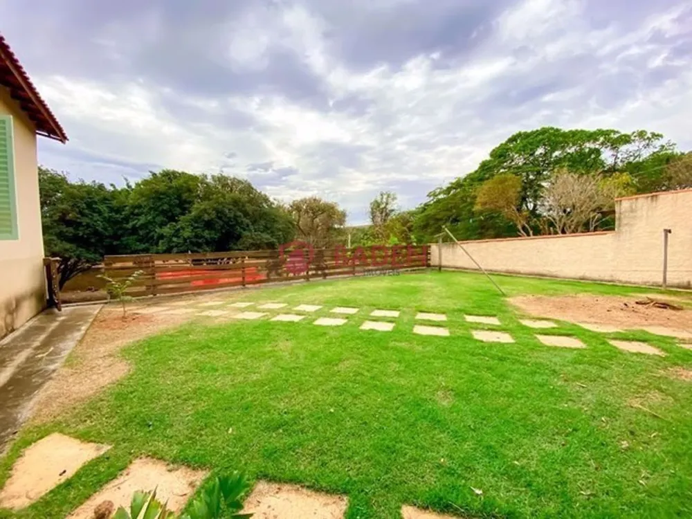 Chácara, 4 quartos, 1200 m² - Foto 1