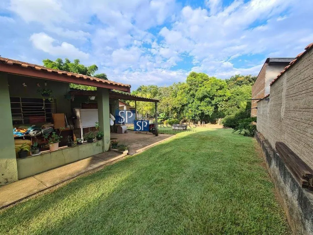 Chácara, 2 quartos, 1800 m² - Foto 1
