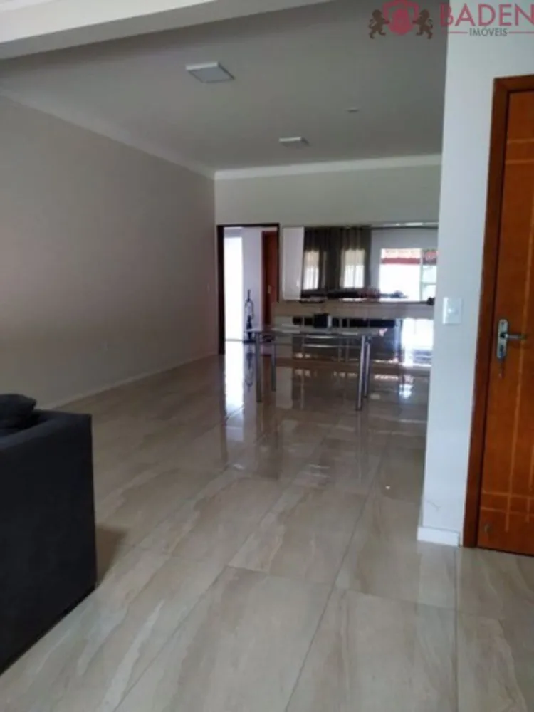 Chácara, 3 quartos, 1000 m² - Foto 3