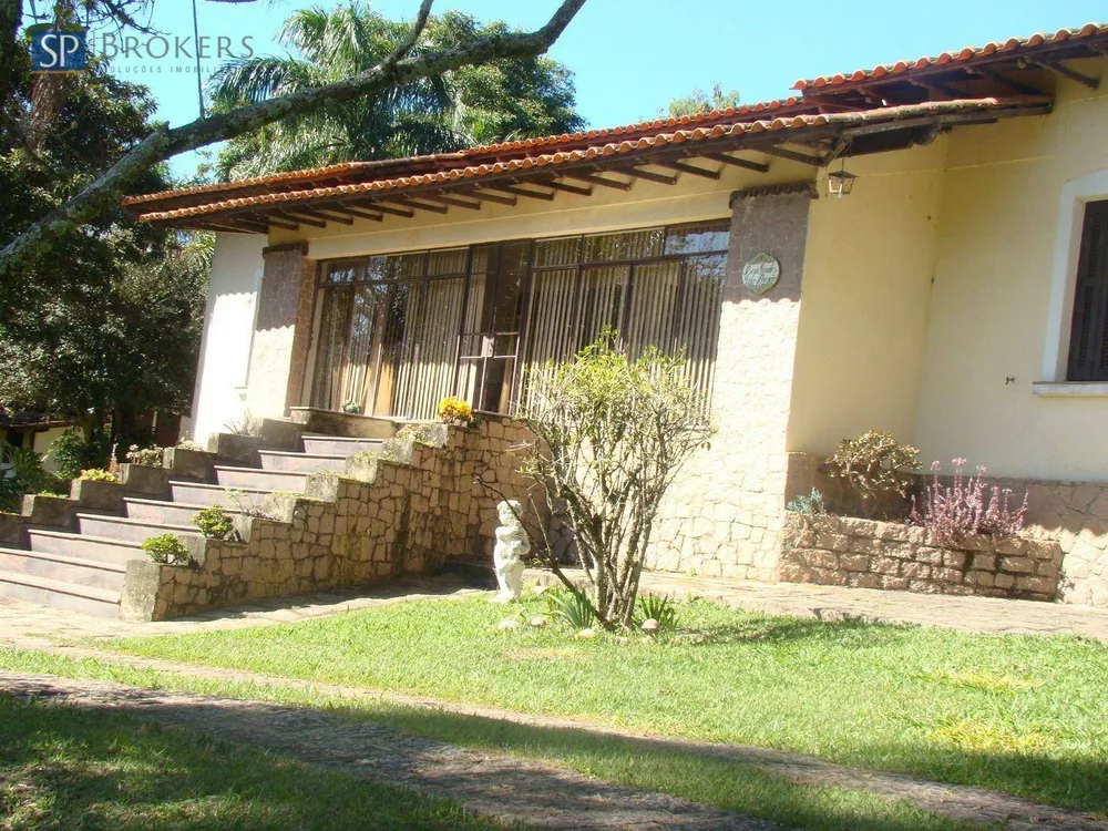 Chácara, 4 quartos, 2800 m² - Foto 1