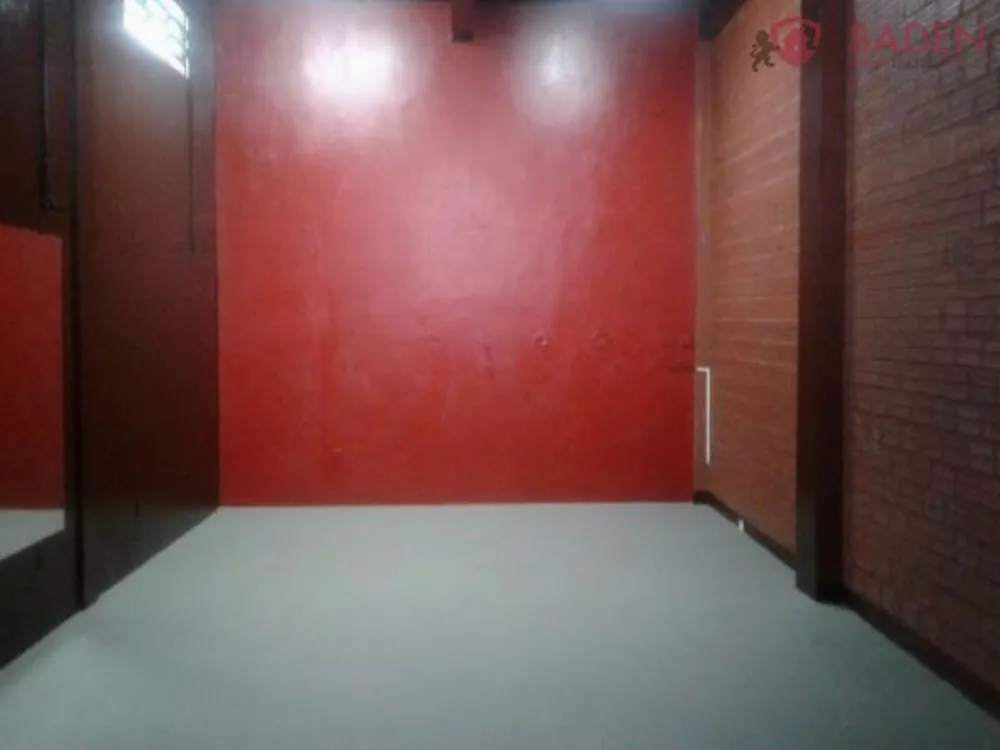 Casa, 4 quartos, 200 m² - Foto 1