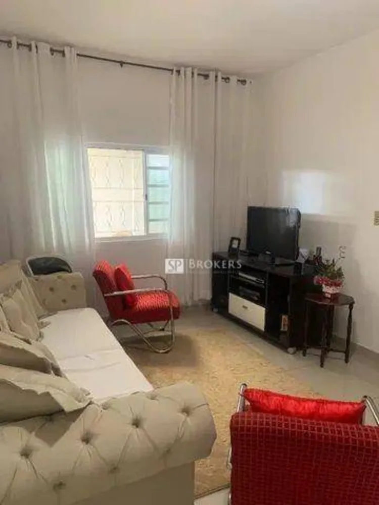 Casa, 4 quartos, 151 m² - Foto 1