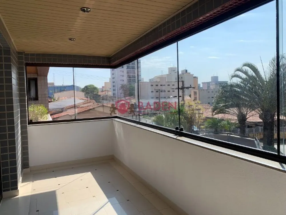Apartamento, 3 quartos, 228 m² - Foto 4