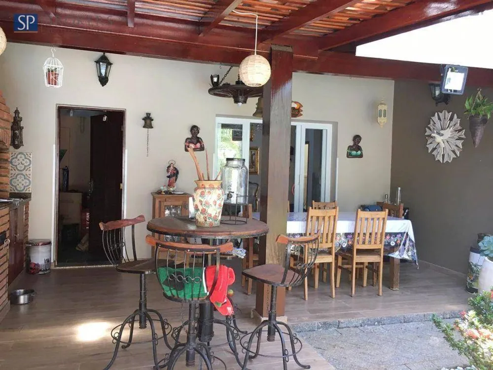 Casa, 3 quartos, 210 m² - Foto 4