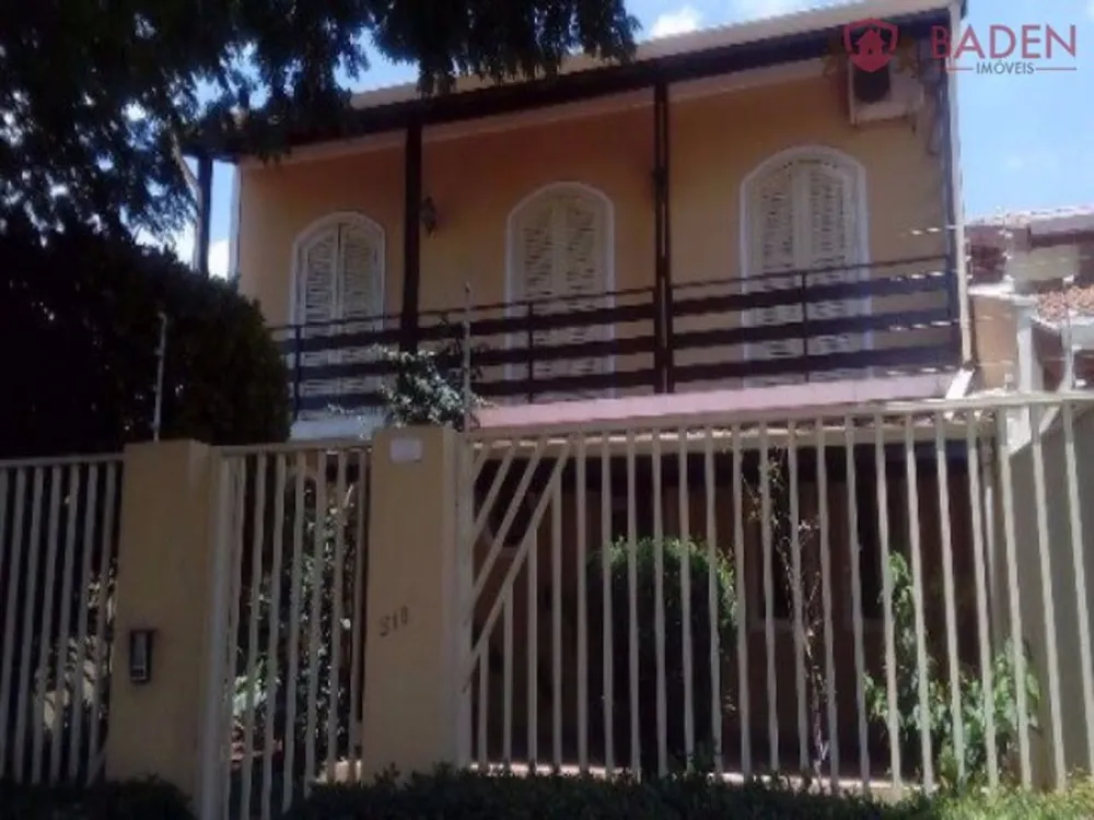Casa, 4 quartos, 350 m² - Foto 1