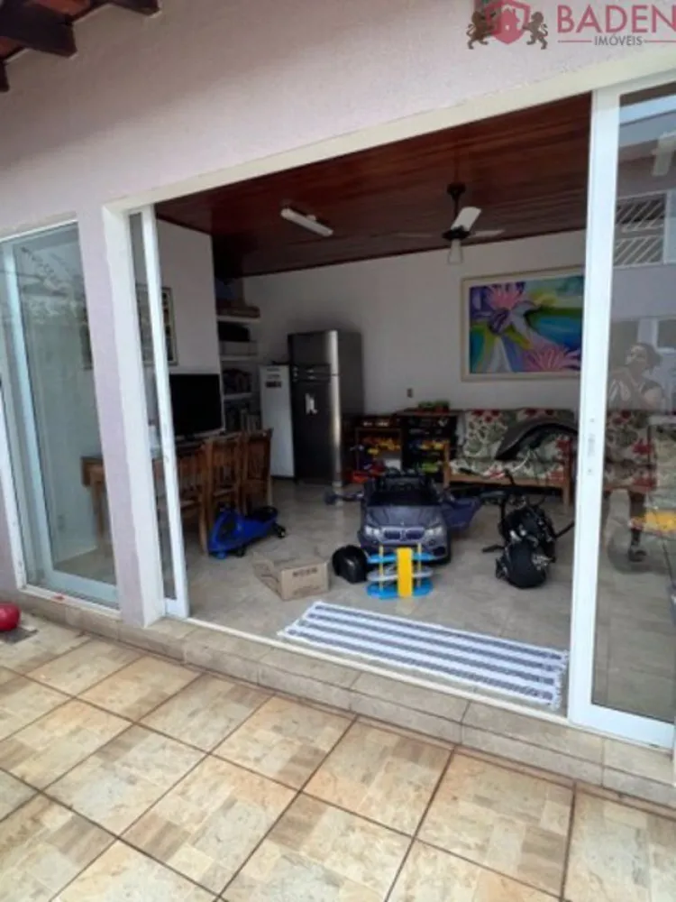 Casa, 3 quartos, 200 m² - Foto 2