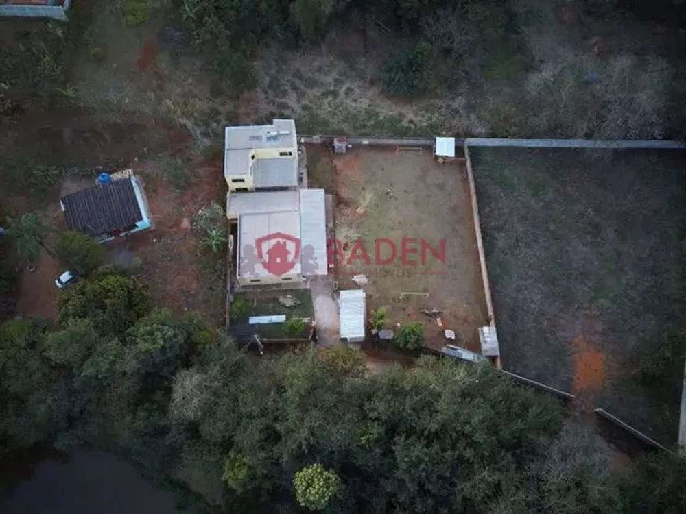 Chácara, 1500 m² - Foto 1