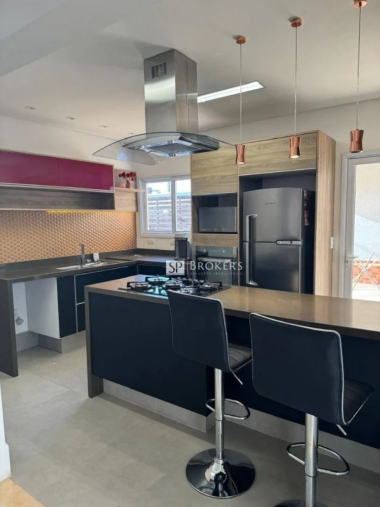 Casa, 3 quartos, 212 m² - Foto 4