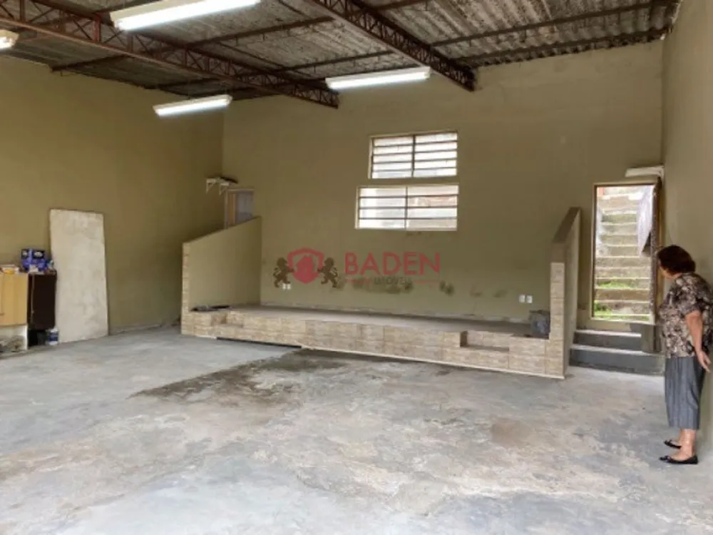 Depósito-Galpão, 246 m² - Foto 1
