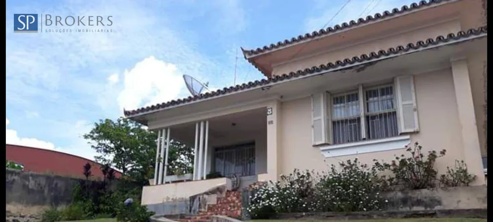 Casa, 3 quartos, 210 m² - Foto 1