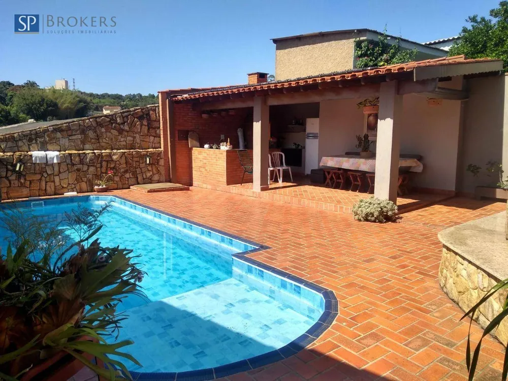 Casa, 4 quartos, 250 m² - Foto 1