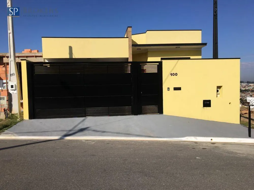 Casa, 3 quartos, 158 m² - Foto 1