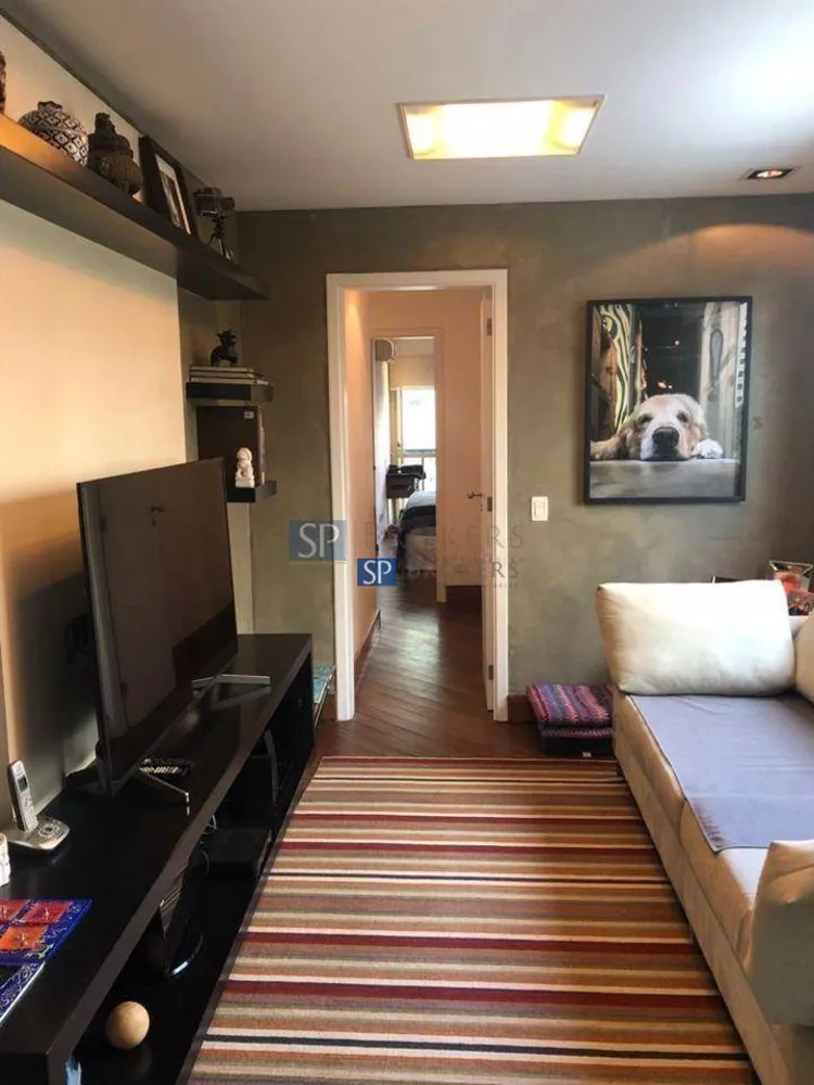Apartamento, 1 quarto, 138 m² - Foto 2