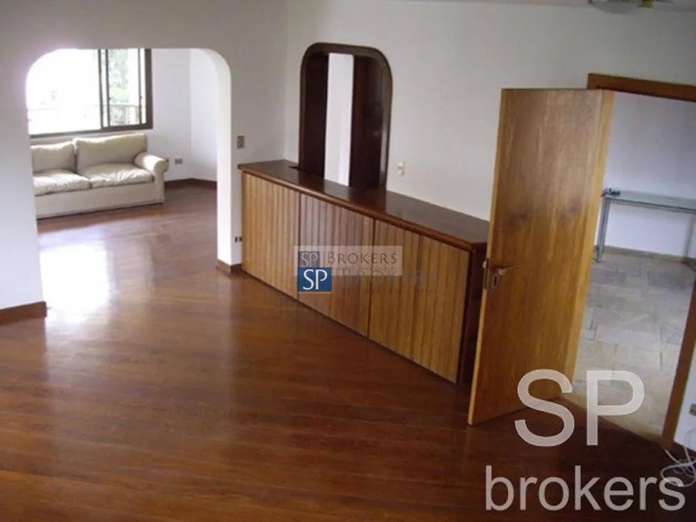 Apartamento, 3 quartos, 225 m² - Foto 2
