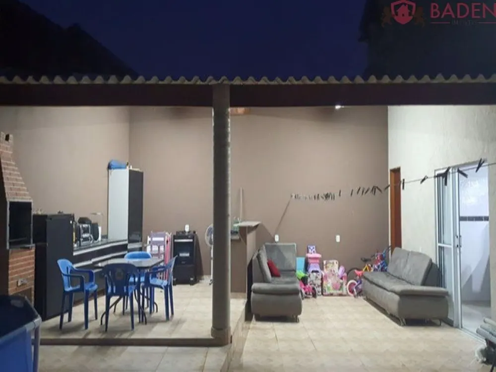 Casa, 3 quartos, 200 m² - Foto 1