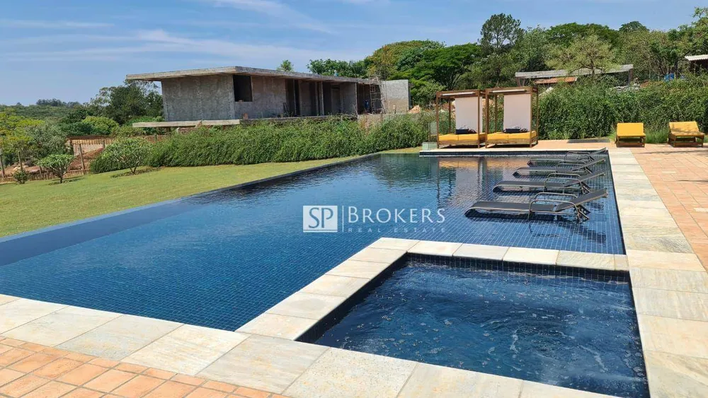 Casa, 6 quartos, 1096 m² - Foto 1