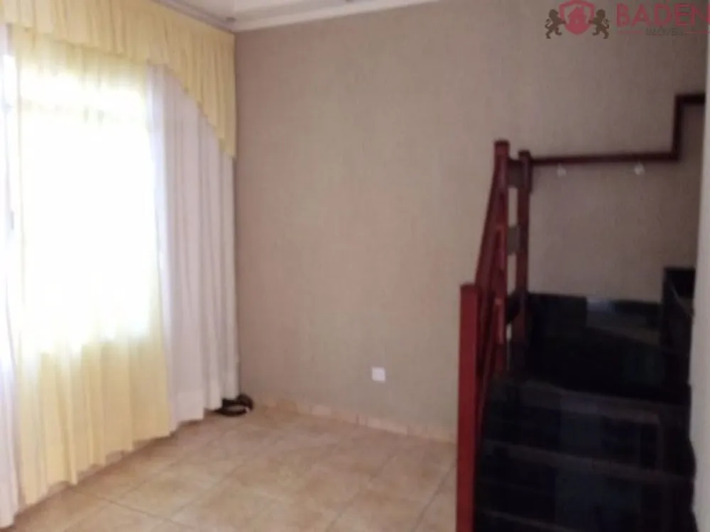 Casa, 3 quartos, 230 m² - Foto 2