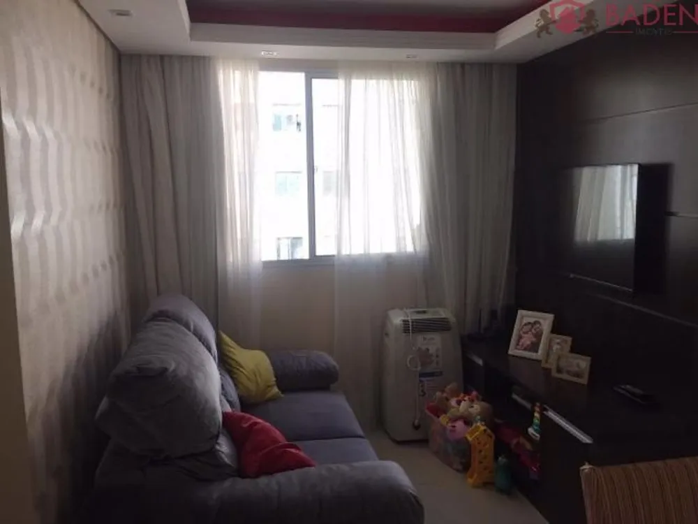 Apartamento, 2 quartos, 48 m² - Foto 1