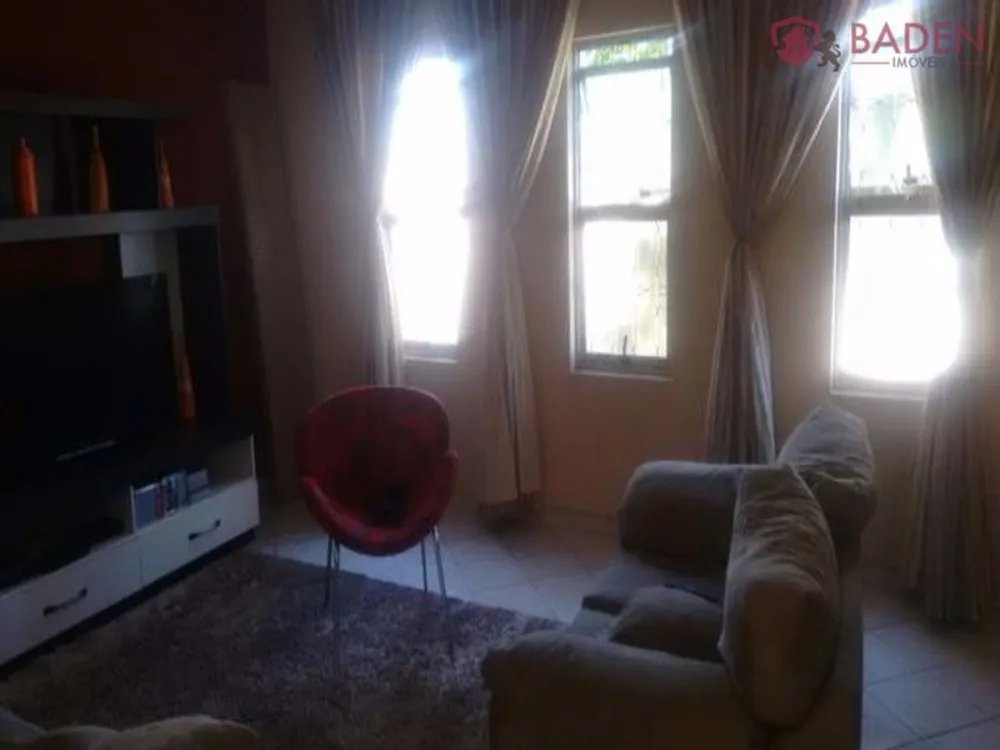 Casa, 3 quartos, 140 m² - Foto 3