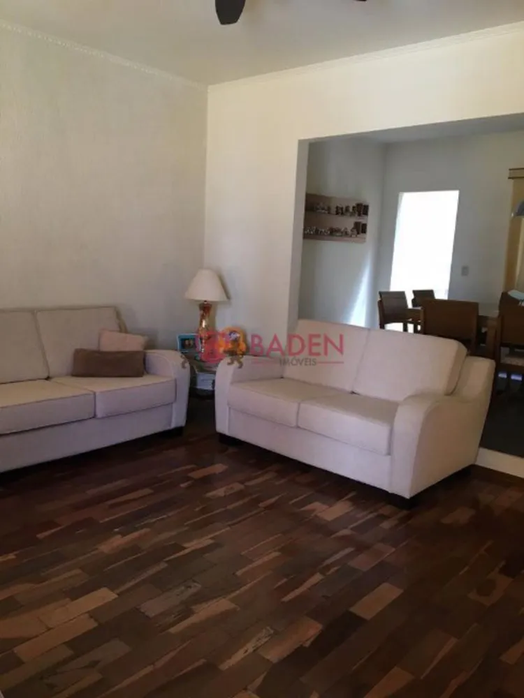 Casa, 3 quartos, 215 m² - Foto 4