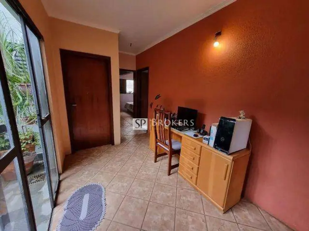 Casa, 3 quartos, 238 m² - Foto 2