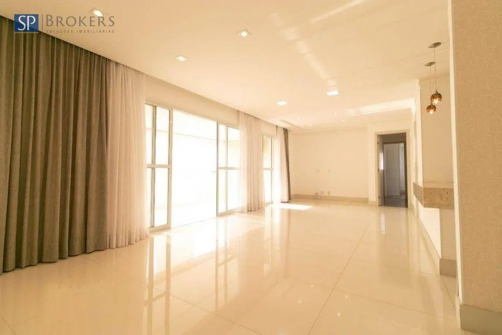 Apartamento, 3 quartos, 137 m² - Foto 2