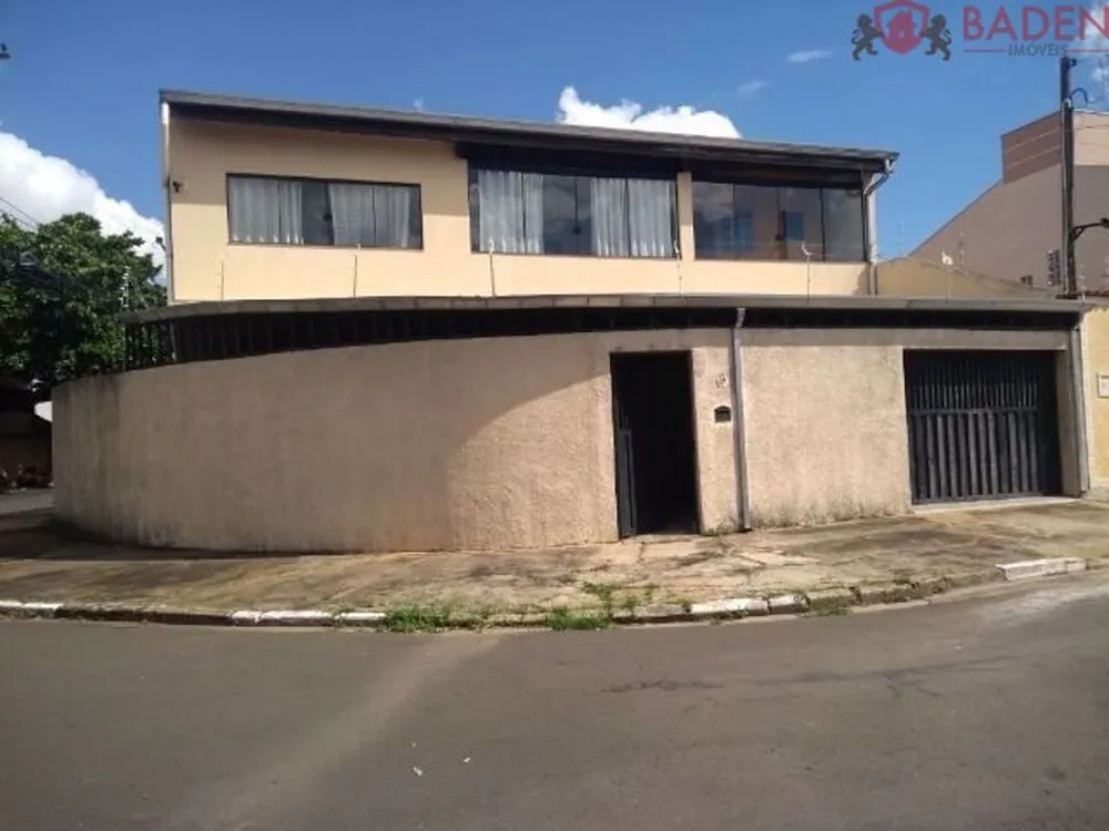 Casa, 3 quartos, 220 m² - Foto 1