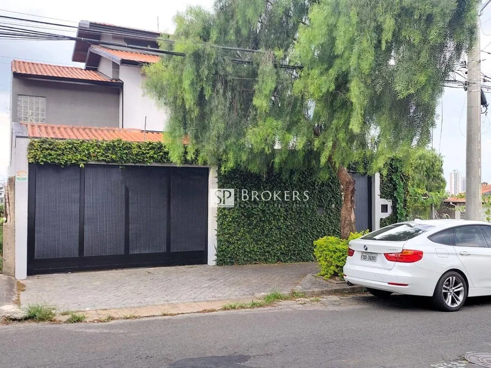 Casa, 3 quartos, 213 m² - Foto 1