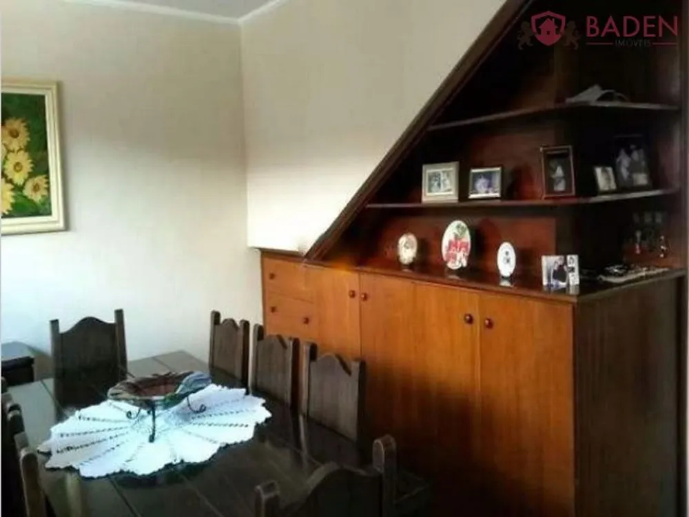 Casa, 4 quartos, 260 m² - Foto 4