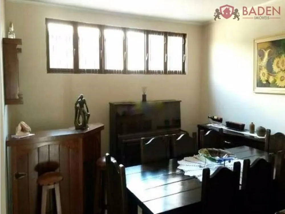 Casa, 4 quartos, 260 m² - Foto 3