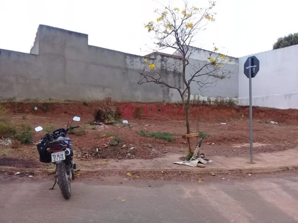 Terreno, 300 m² - Foto 1
