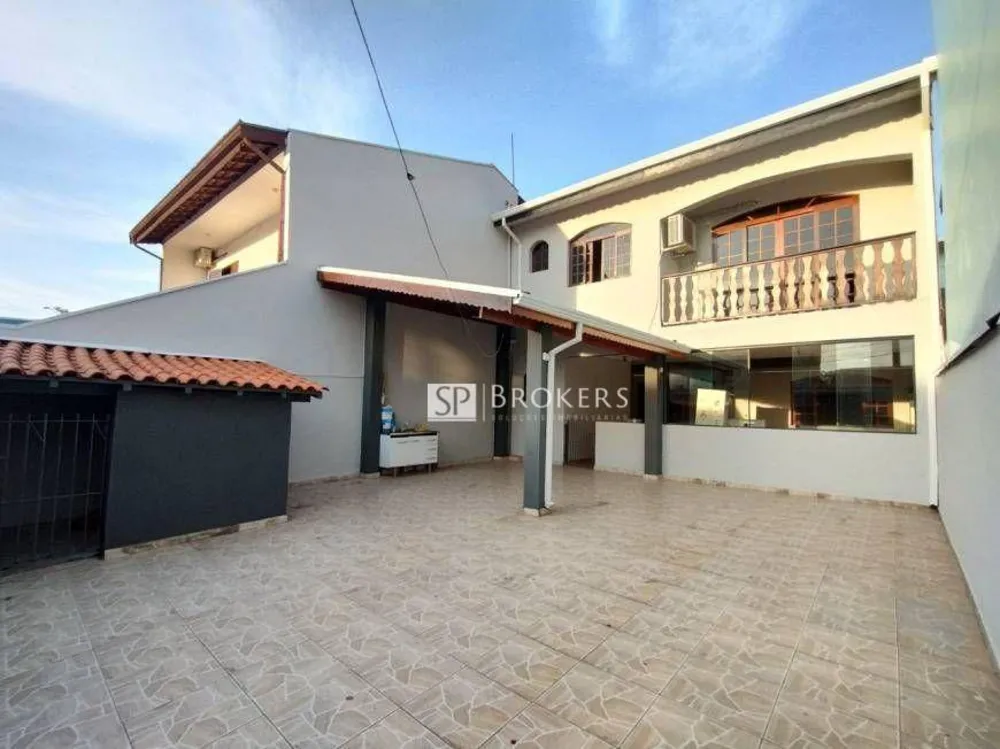 Casa, 2 quartos, 181 m² - Foto 1